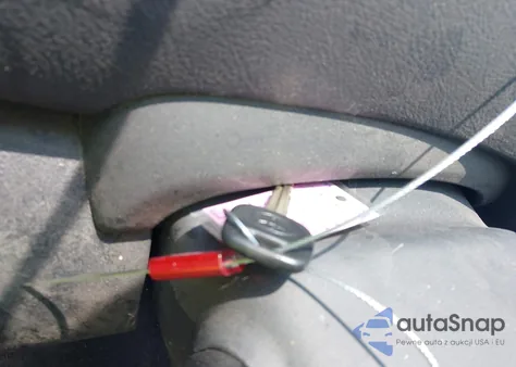 2009 Toyota Yaris z USA, uszkodzony, nr VIN JTDBT903391323772